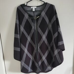 O/S Cape Black And White